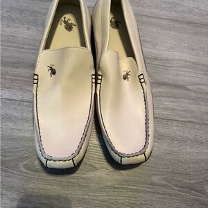 Vlado Cream Loafers Never Worn